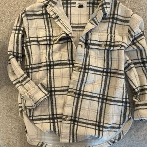 American Eagle Outfitters Cream Plaid Button-Down Shacket